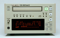 Tascam CD-601 MKII профессиональный CD-плеер, pitch 12%, S/PDIF, AES/EBU, XLR out, 3U half rack size NEW