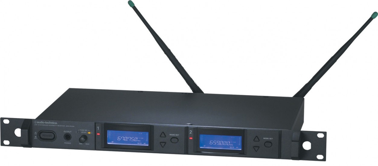 Audio-Technica AEW-R5200 приемник