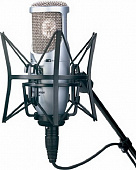AKG Perception 200 микрофон конденсаторный 20-20000Гц, SPL145дБ, переключатель чувствительн.-10дБ, НЧ фильтр 12дБ / октава