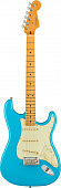 Fender AM Pro II Strat MN MBL электрогитара, цвет Miami Blue