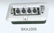 Soundking AJ309 скрытая монтажная коробка с лючком 4хXLR(F)